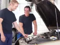 Motorower a pojazd silnikowy: Obalamy mity! Obowiązki i prawo jazdy