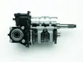 Mechanizm skrzyni biegów z zębatkami i wałkami, umożliwiający płynną zmianę biegów bez sprzęgła.