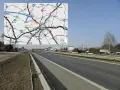 Mapa drogowa z zaznaczoną trasą S7 i widokiem na drogę ekspresową.