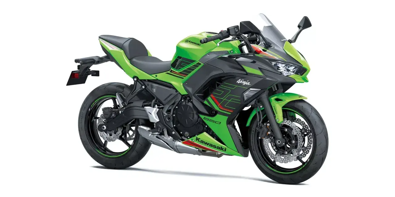 Zielony Kawasaki Ninja 650 z czarnymi akcentami. Poznaj jego kawasaki ninja 650 dane techniczne i poczuj moc!