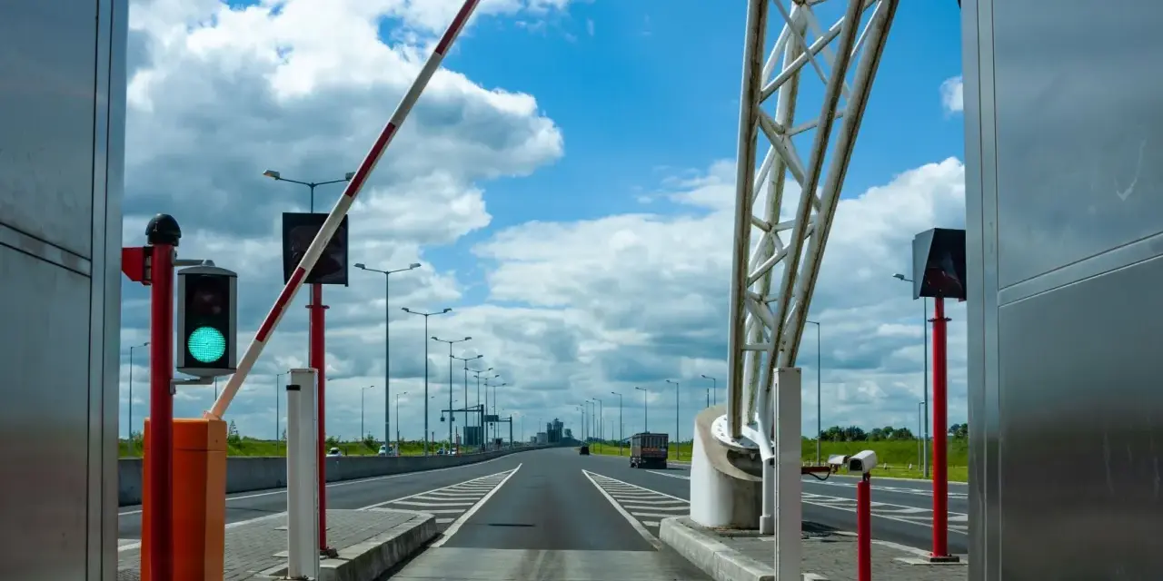 A4: Dwa systemy opłat, bramki. Jak jechać bez pomyłek i drożej?
