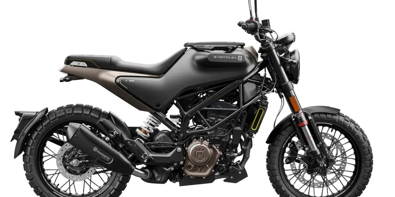 Stylowy motocykl Husqvarna Svartpilen 125, gotowy na miejskie przygody. Jego maksymalna prędkość pozwoli Ci poczuć wolność.