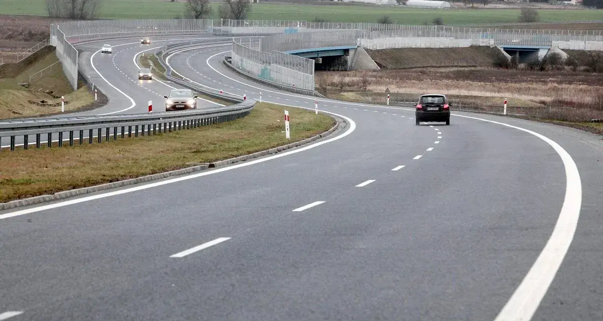 Trasa Warszawa Kołobrzeg: A1/S6 czy A2/S11? Wybierz najlepszą!