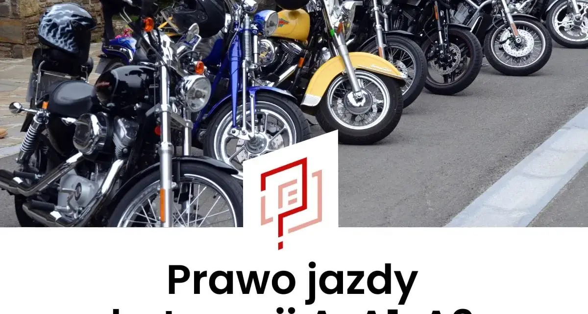 Rząd motocykli, od czarnych po żółty, gotowych do jazdy. Marzysz o własnym prawie jazdy na motor?