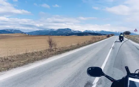 Trasa motocyklowa dookoła Tatr: Niezapomniana przygoda na dwóch kółkach