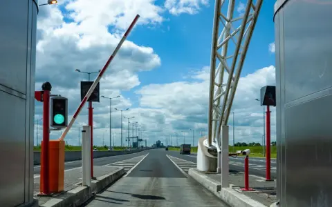 A4: Dwa systemy opłat, bramki. Jak jechać bez pomyłek i drożej?