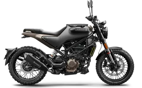 Stylowy motocykl Husqvarna Svartpilen 125, gotowy na miejskie przygody. Jego maksymalna prędkość pozwoli Ci poczuć wolność.