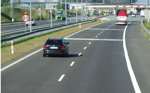 Ile na autostradzie? Prędkość, opłaty, mandaty wszystko w 1 miejscu