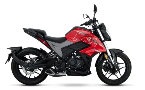 Czerwony motocykl sportowy. Idealny na pierwszy pojazd, gdy zastanawiasz się, prawo jazdy a1 od ilu lat można zdobyć.