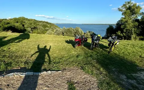 Trasy motocyklowe Kujawsko-Pomorskie: Odkryj ukryte skarby!