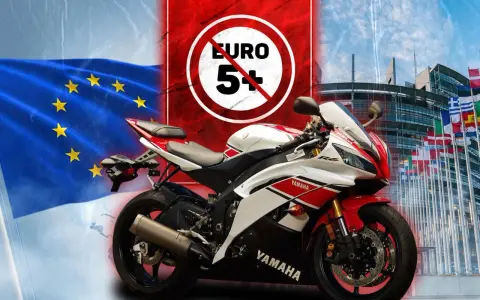 Sportowy motocykl Yamaha obok flagi UE i zakazu EURO 5.