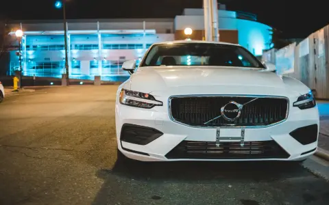 Na co zwrócić uwagę przed zakupem elektrycznego Volvo?
