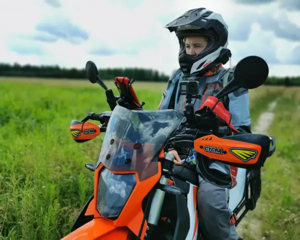 Jak zaplanować trasę motocyklową? Poradnik krok po kroku
