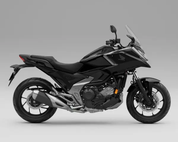 Czarny motocykl Honda NC750X. Poznaj jego honda nc750x dane techniczne i możliwości.