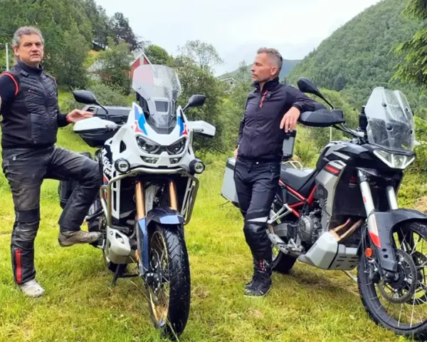 Polska na motocyklu: Niezapomniane trasy i praktyczne porady