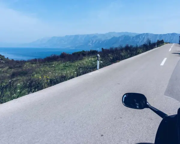 Chorwacja motocyklem: Jak zaplanować idealną trasę? Poradnik
