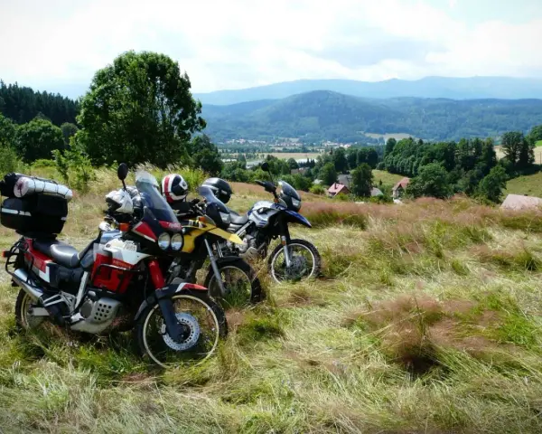 Wielkopolska na motocyklu: 5 tras, które musisz przejechać!