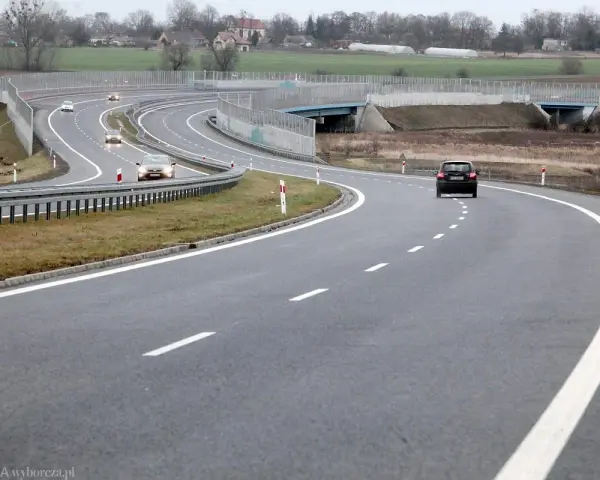 Trasa Warszawa Kołobrzeg: A1/S6 czy A2/S11? Wybierz najlepszą!