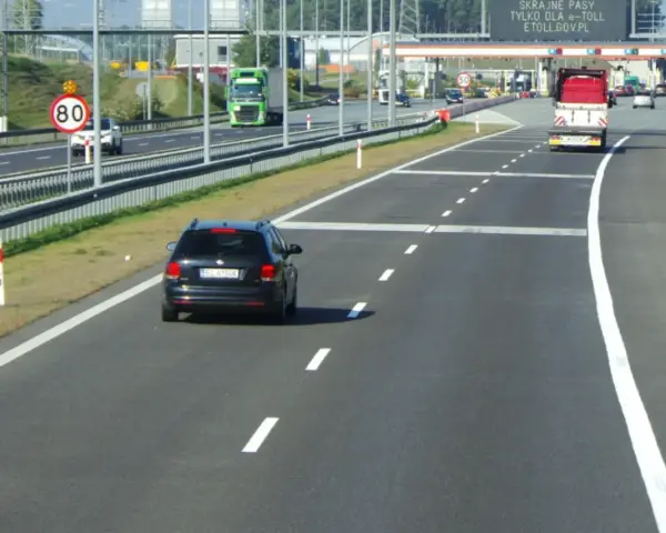 Ile na autostradzie? Prędkość, opłaty, mandaty wszystko w 1 miejscu
