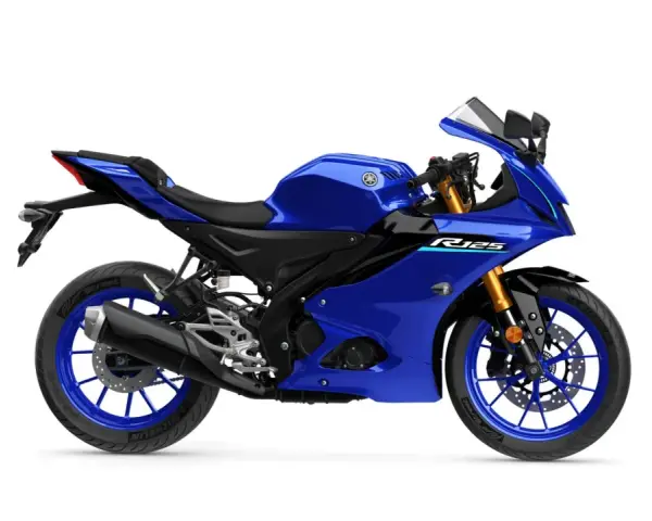 Niebieski Yamaha YZF-R125 gotowy do osiągnięcia swojej prędkości maksymalnej.