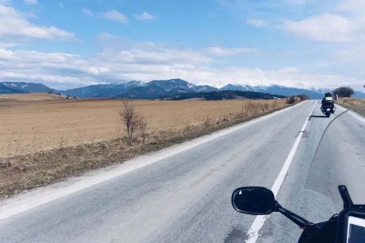 Trasa motocyklowa dookoła Tatr: Niezapomniana przygoda na dwóch kółkach