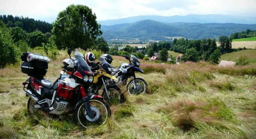 Wielkopolska na motocyklu: 5 tras, które musisz przejechać!