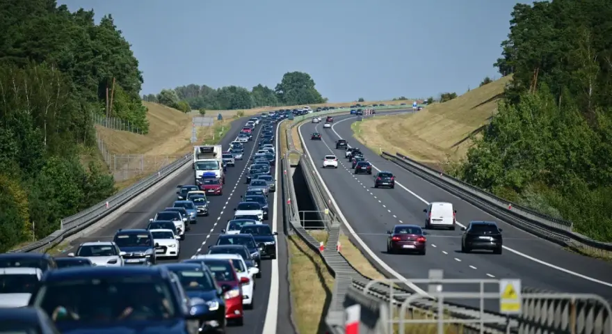 A1: Płatna czy darmowa? Sprawdź, jak uniknąć opłat i korków!
