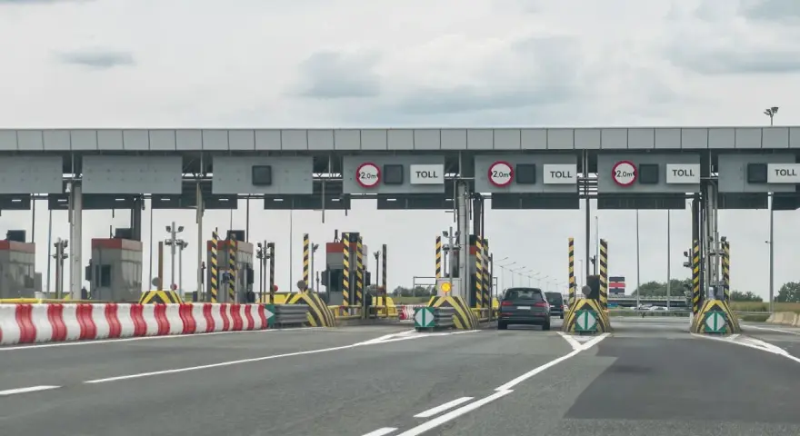 Autostrada A4: Bez opłat, 3 pasy? Co czeka kierowców w 2027?