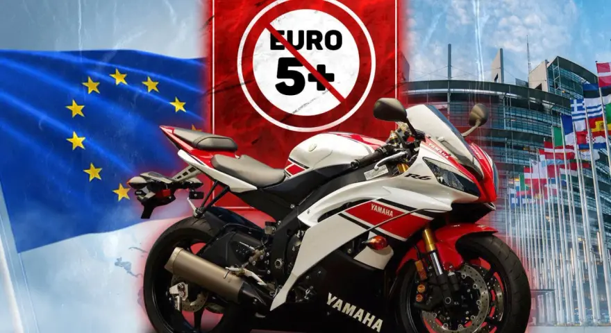 Sportowy motocykl Yamaha obok flagi UE i zakazu EURO 5.