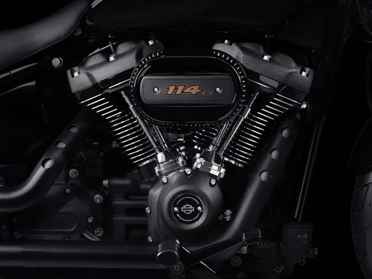 Silnik motocykla Harley-Davidson z napisem